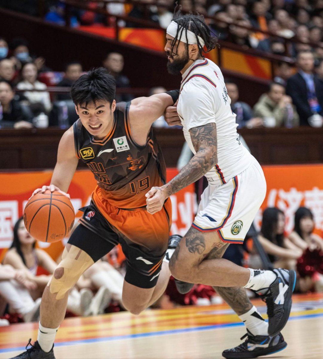  托特纳姆迎CBA常规赛关键赛；清晨临场应变；目标明确；心理建设被强调