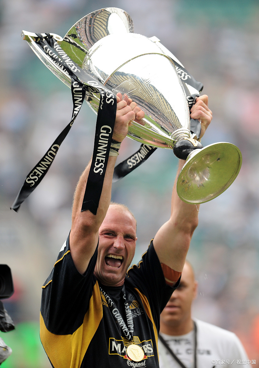 门兴格拉德巴赫迎意大利杯关键赛，赛前主帅复盘，目标明确，临场指挥获称赞(门兴格拉德巴赫外号)